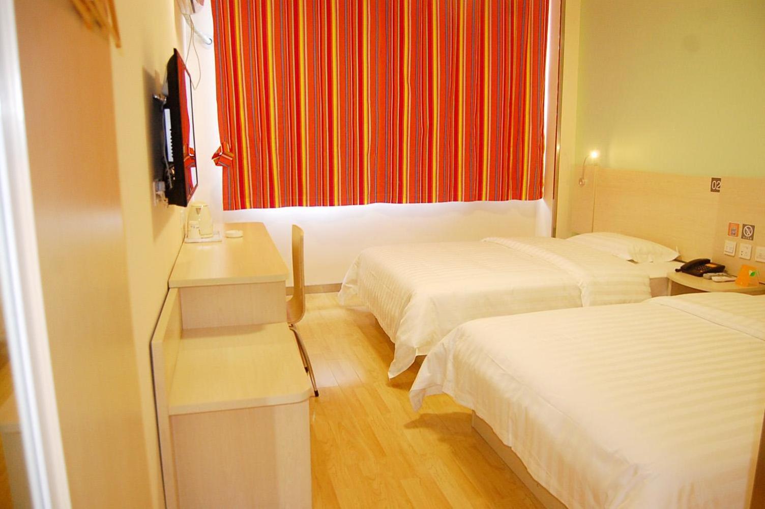 Twin Room with Theme photo 1