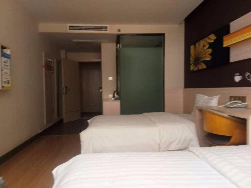 Comfortable Twin Room photo 1