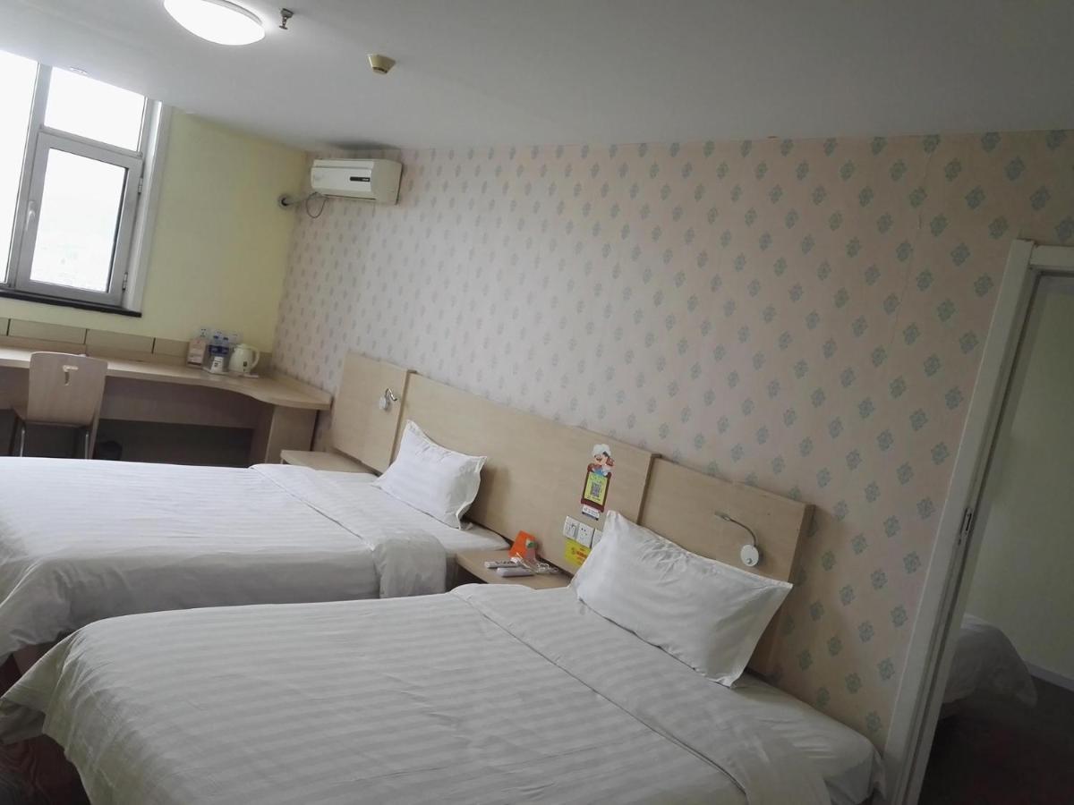 Deluxe Quad Room photo 3