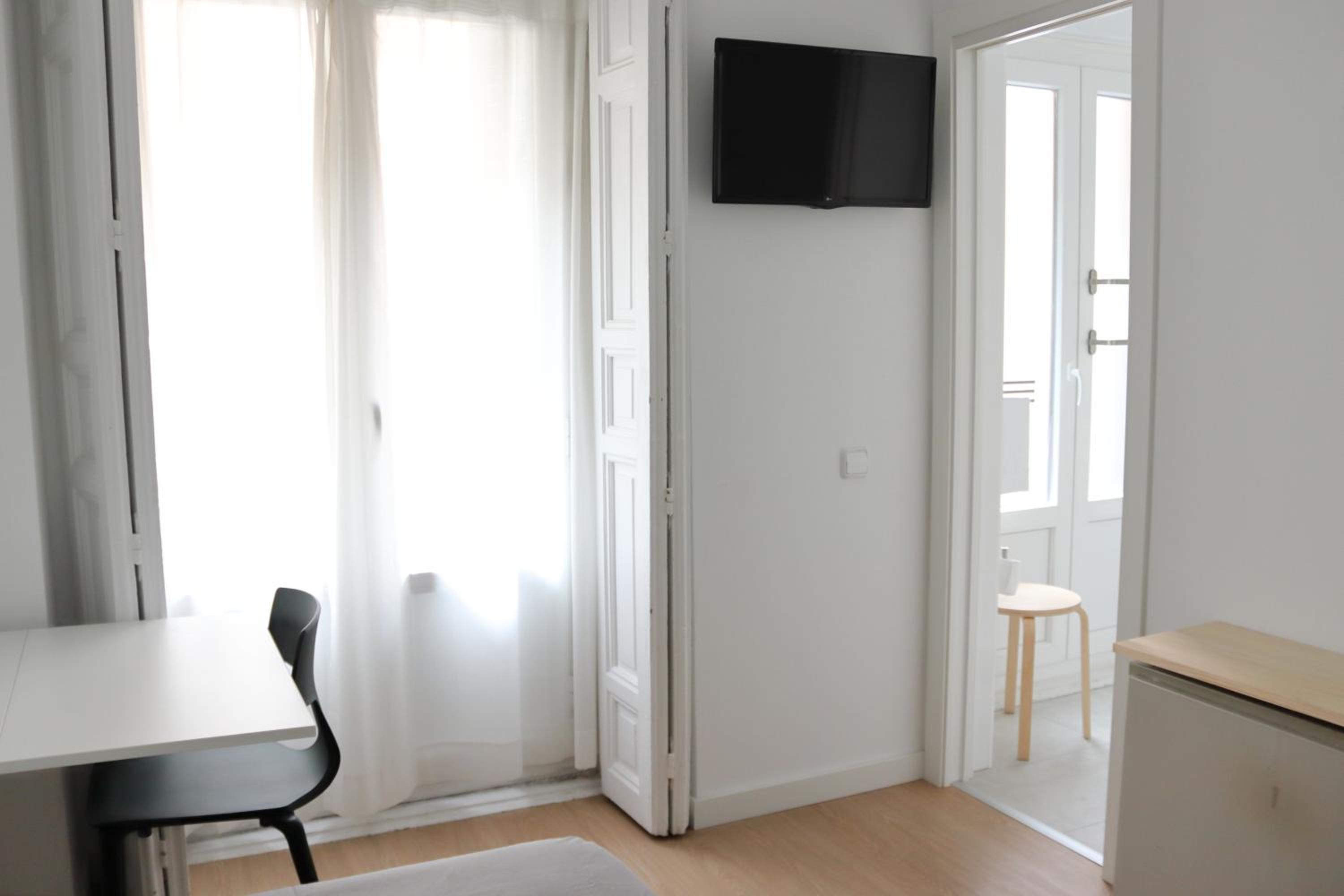 Single Room photo 3