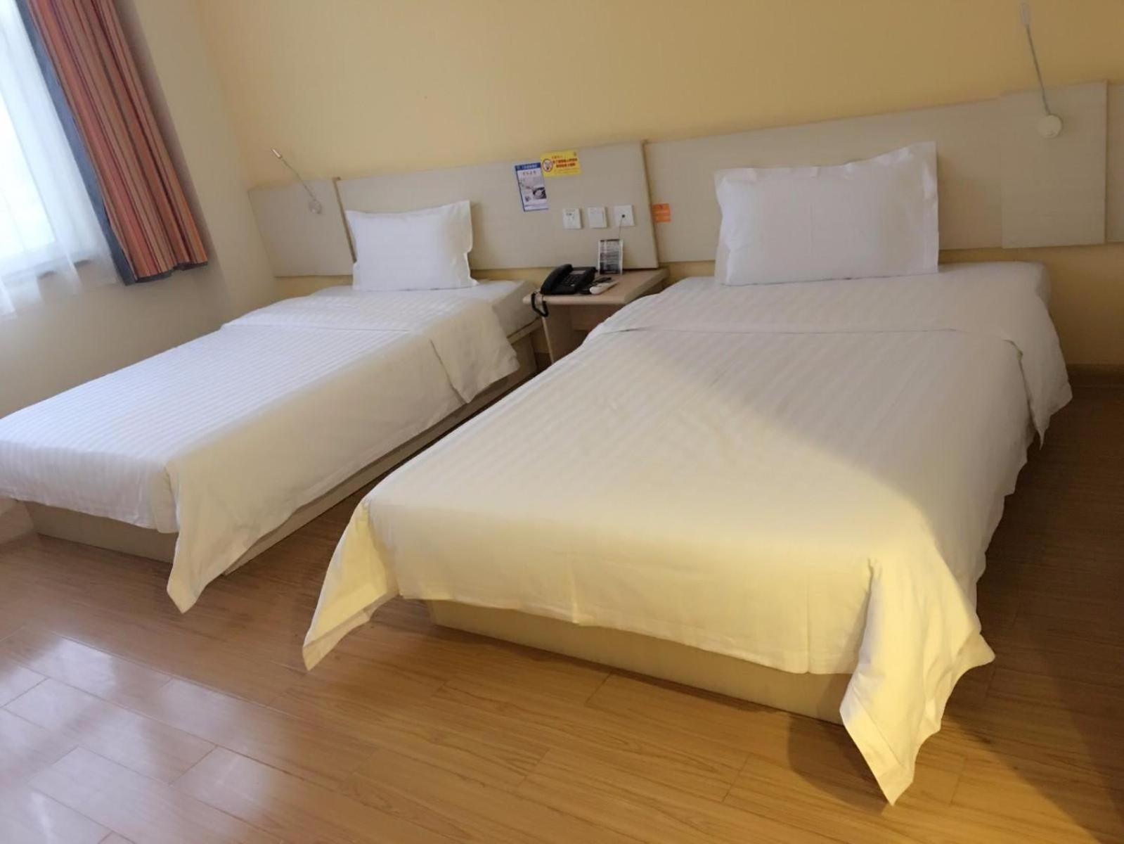 Comfortable Twin Room photo 2