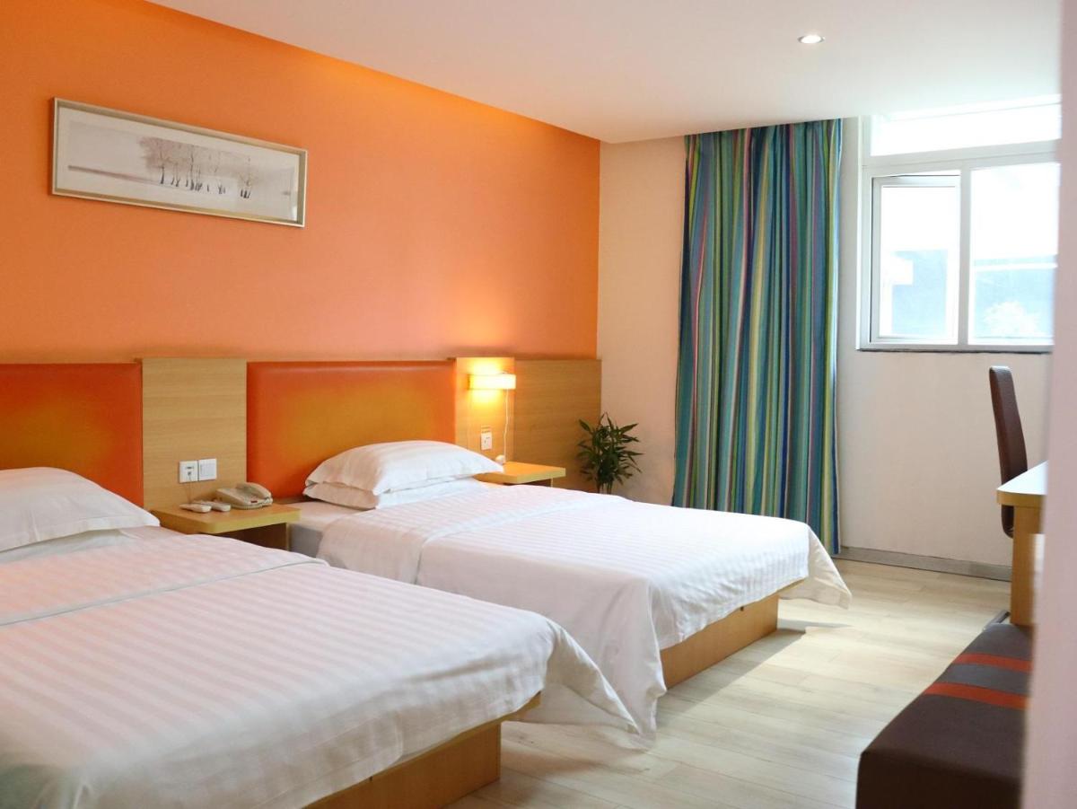 Comfortable Twin Room photo 2