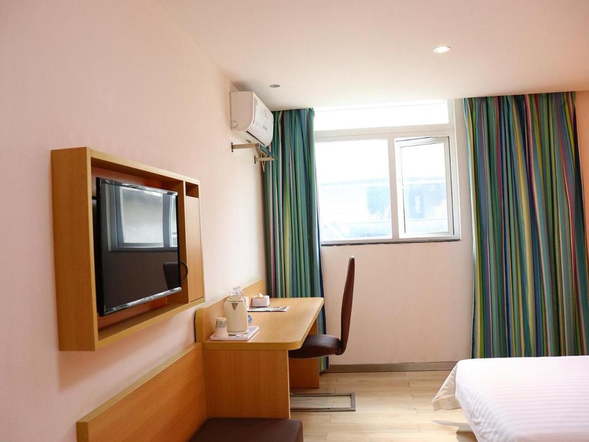 Business Twin Room photo 1
