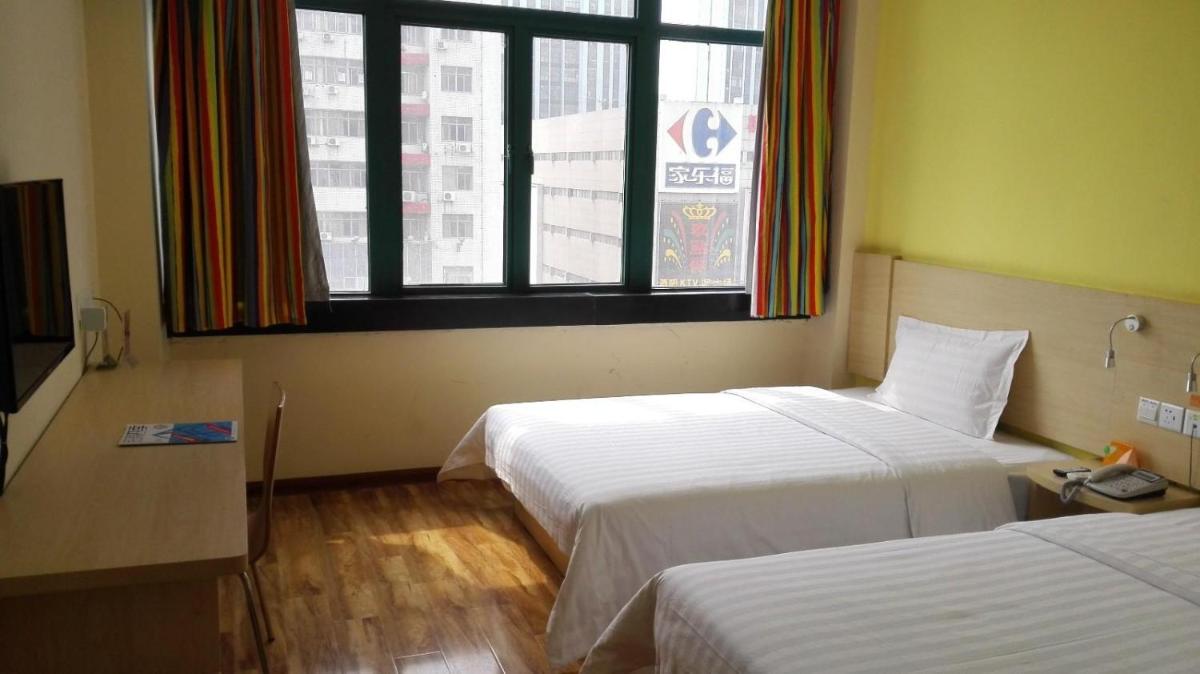 Comfortable Twin Room photo 2