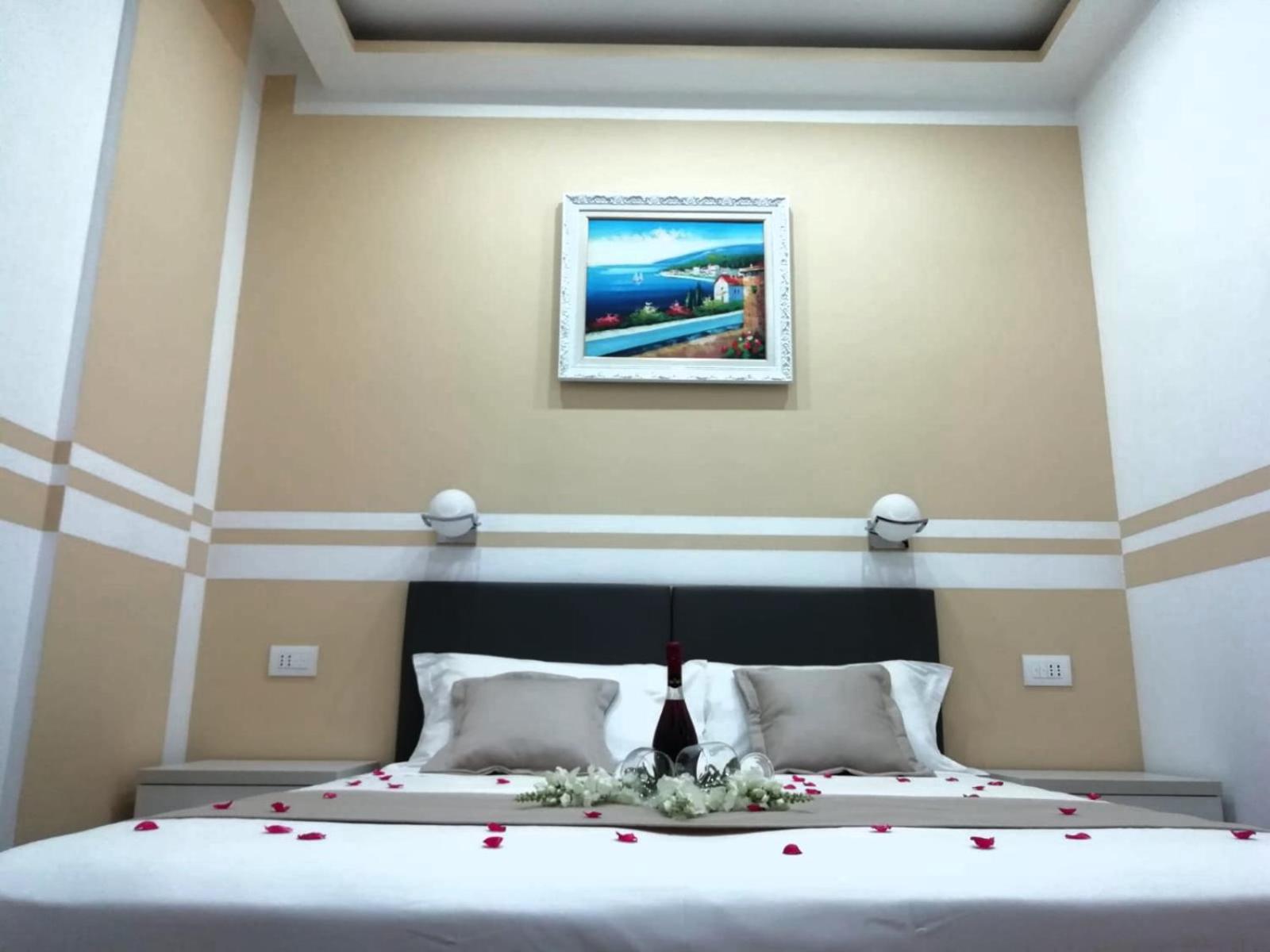Double or Twin Room photo 1