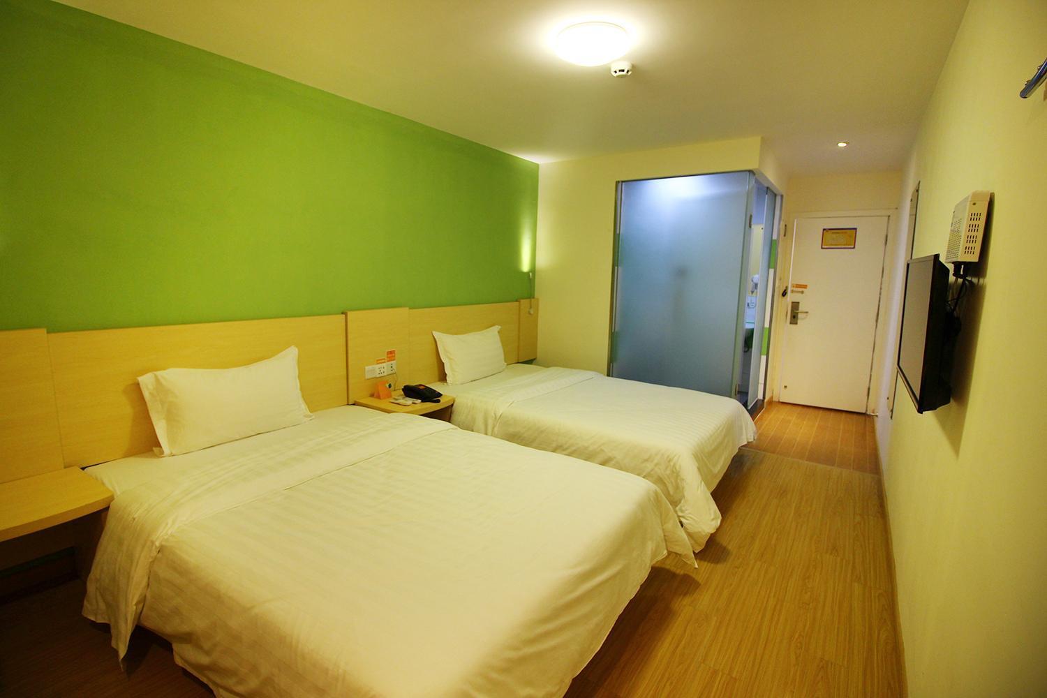 Comfortable Twin Room photo 1