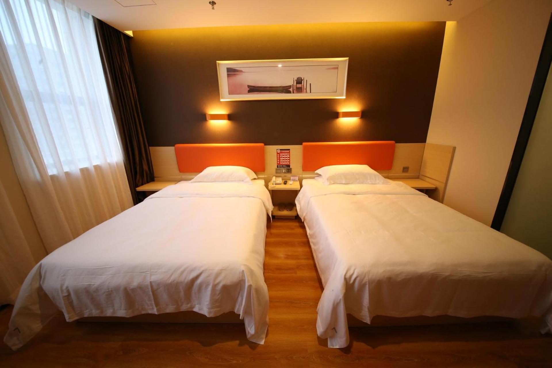 Superior Twin Room photo 2