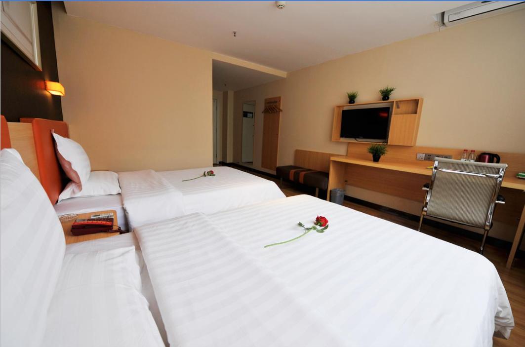 Premium Deluxe Twin Room photo 2