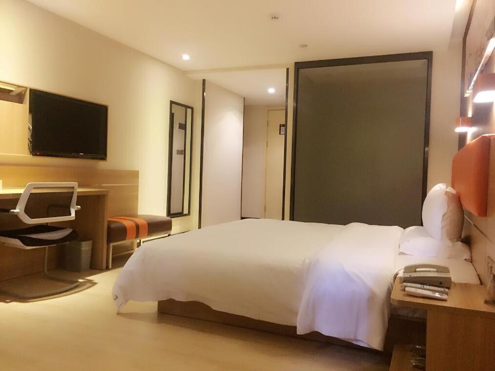Superior Queen Room