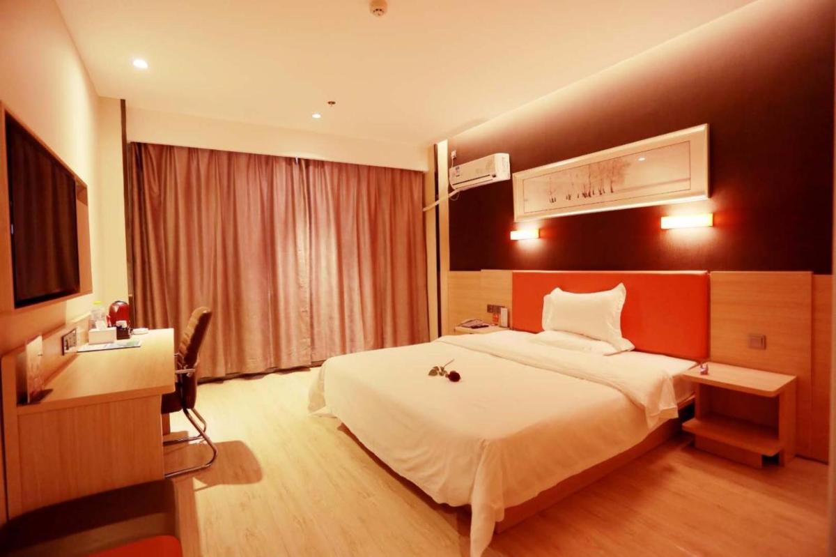 Select Room photo 1