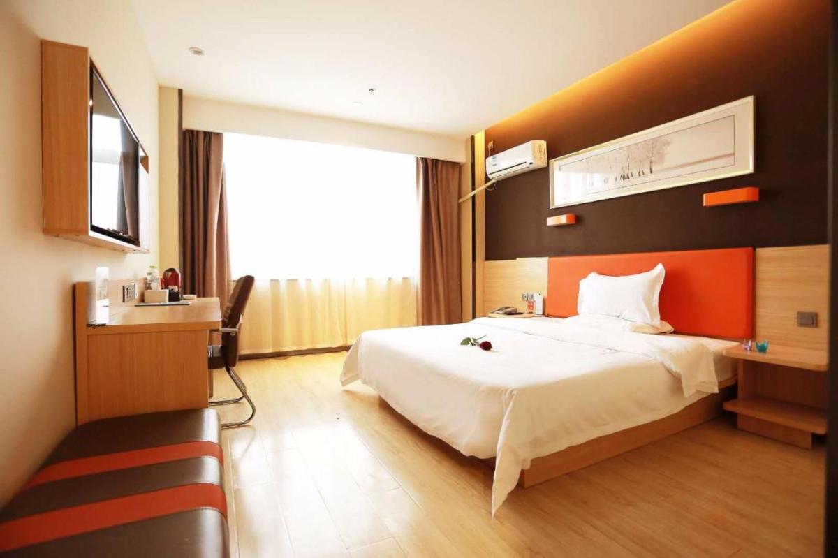 Superior Queen Room photo 1