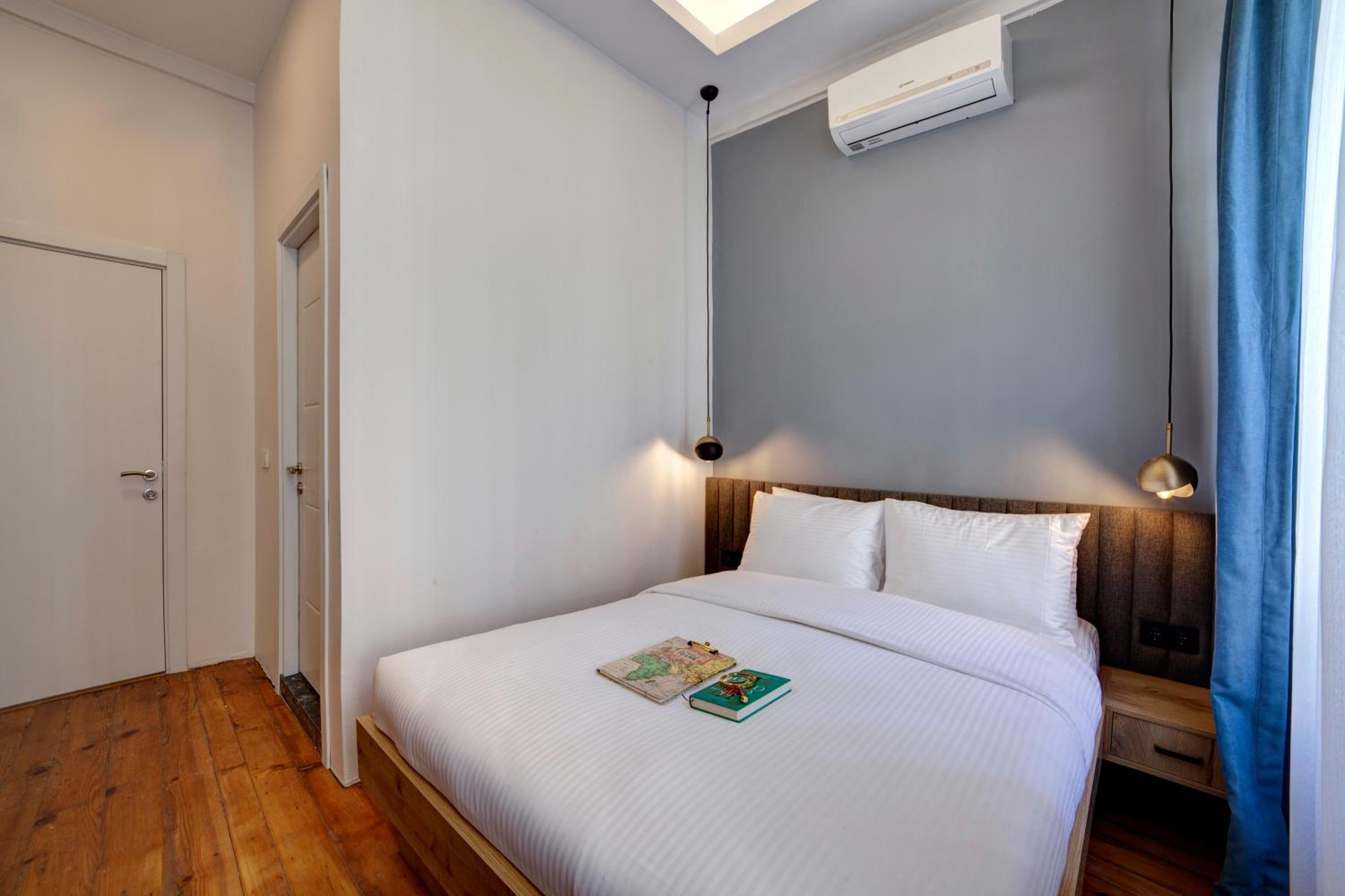 Double Room with Balcony photo 3