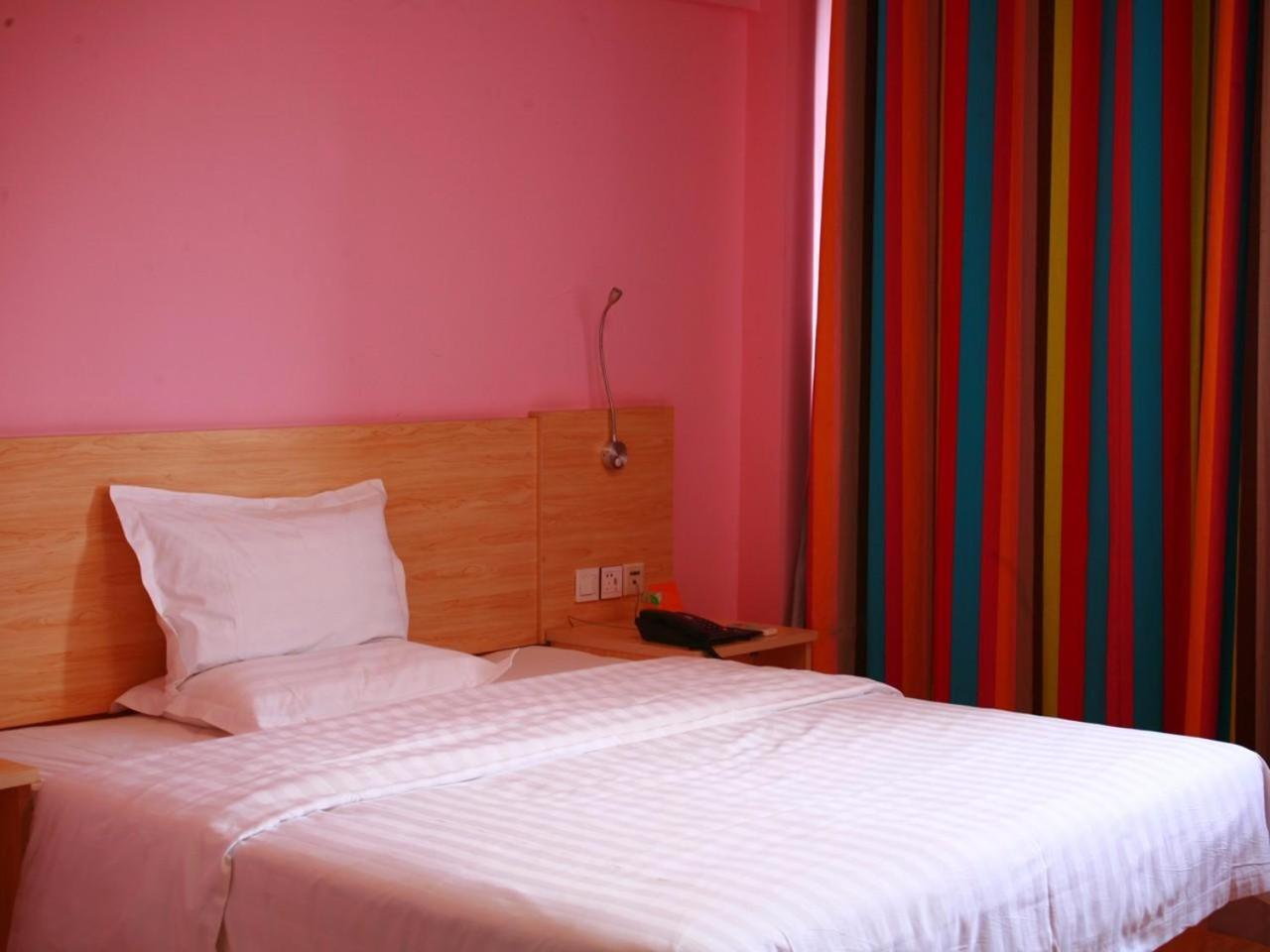 Sleep Twin Room photo 1