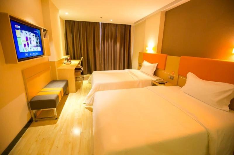 Premium Deluxe Twin Room