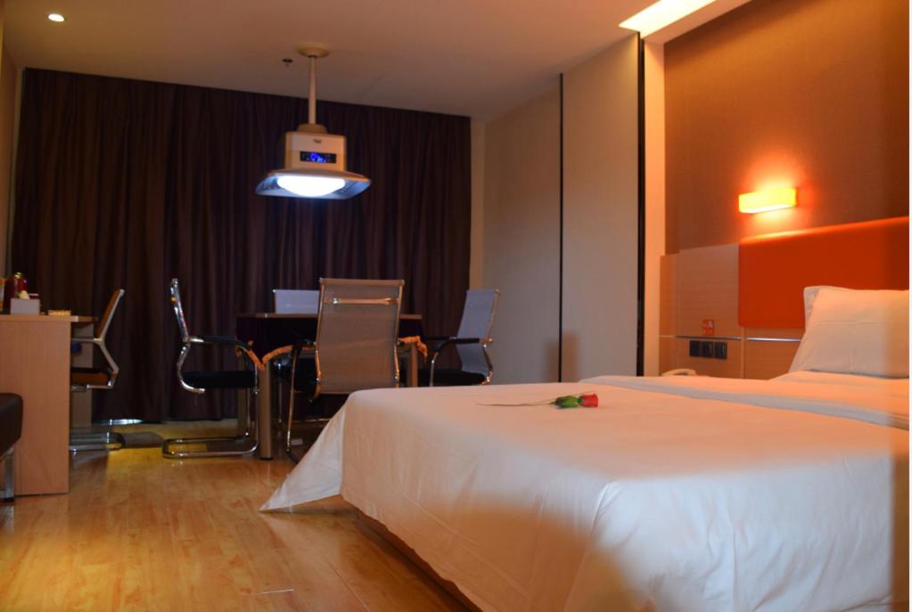 Superior Queen Room