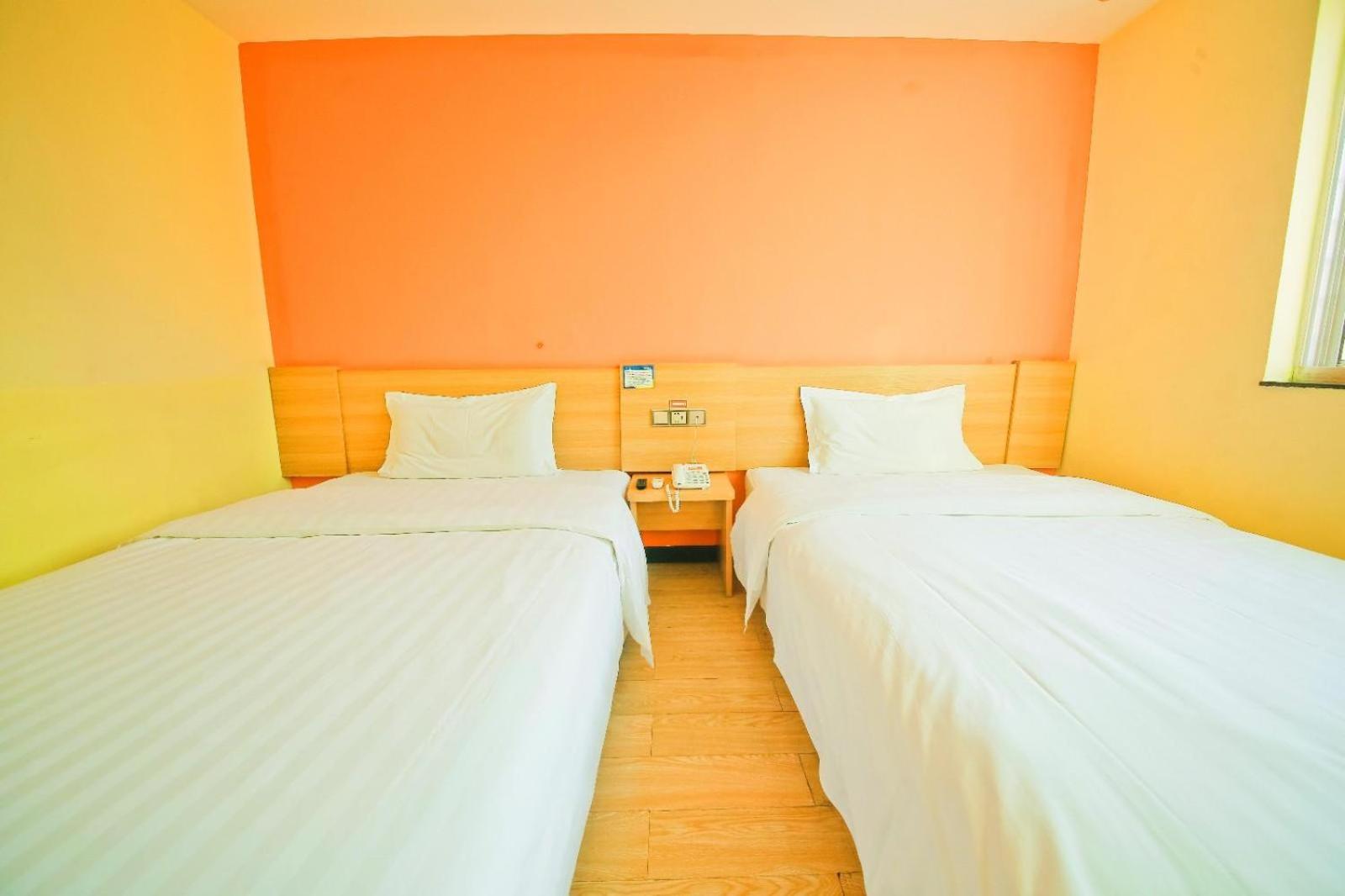 Comfortable Twin Room photo 3