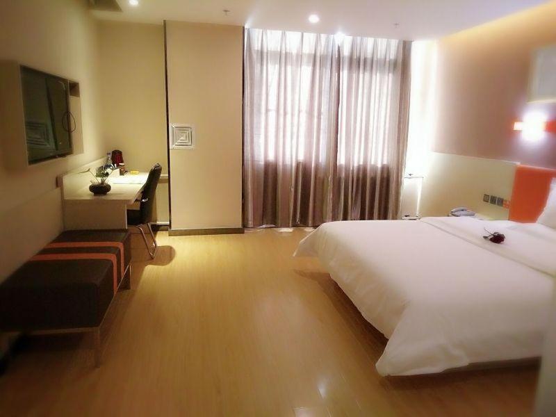 Superior Queen Room photo 1
