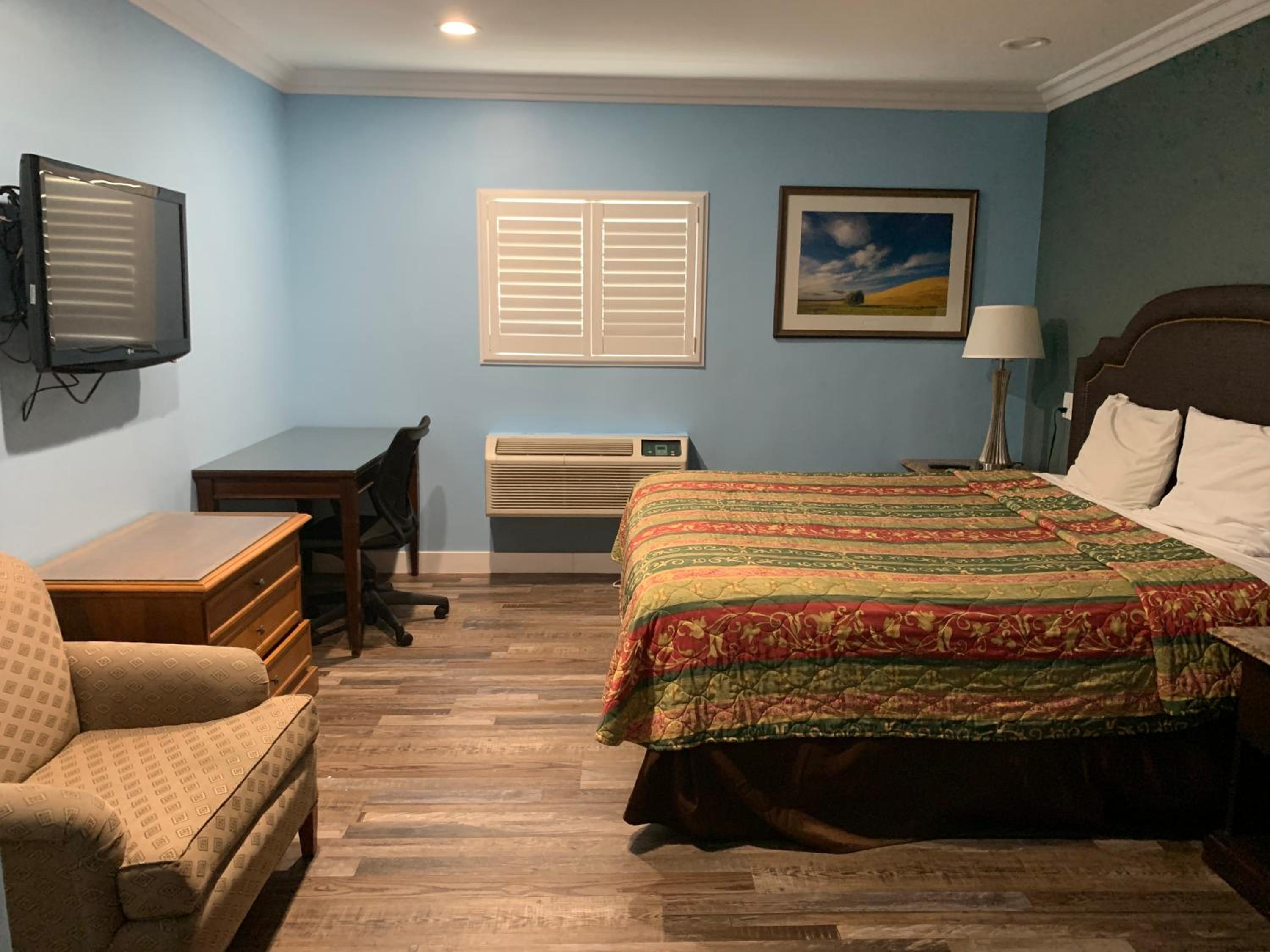 Deluxe Double Room - Photo 1