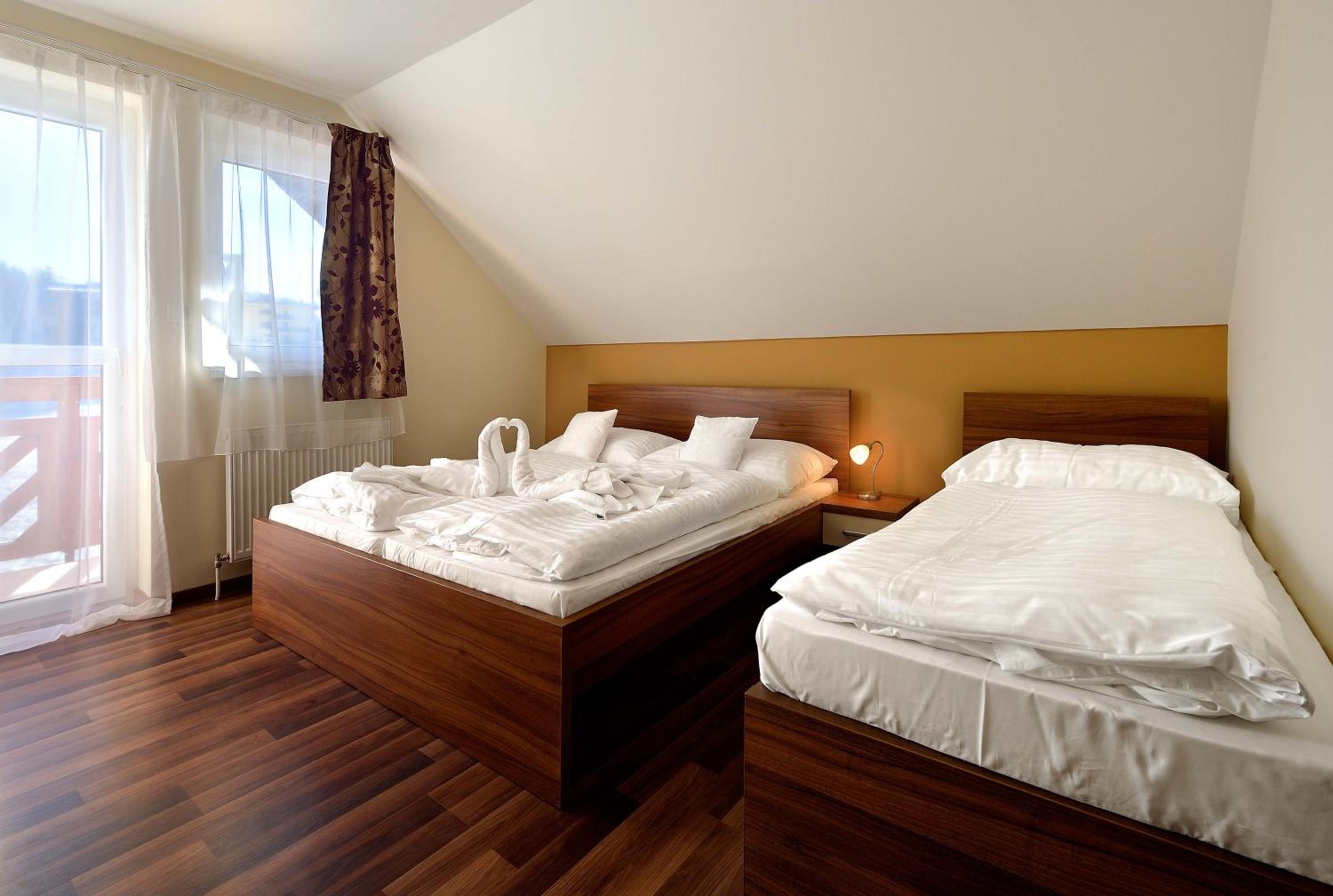 Deluxe Quadruple Room with Mountain View photo 3
