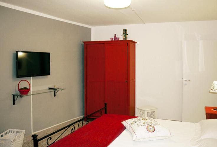 Double Room - Photo 8