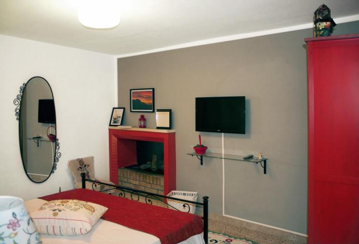 Double Room - Photo 5