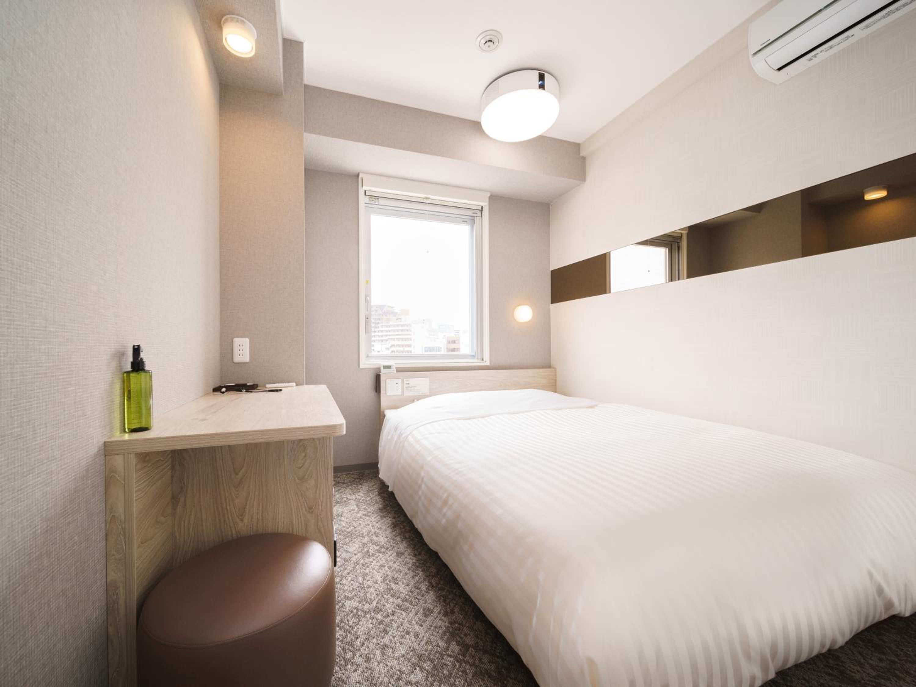 Small Double Room - Non Smoking photo 1