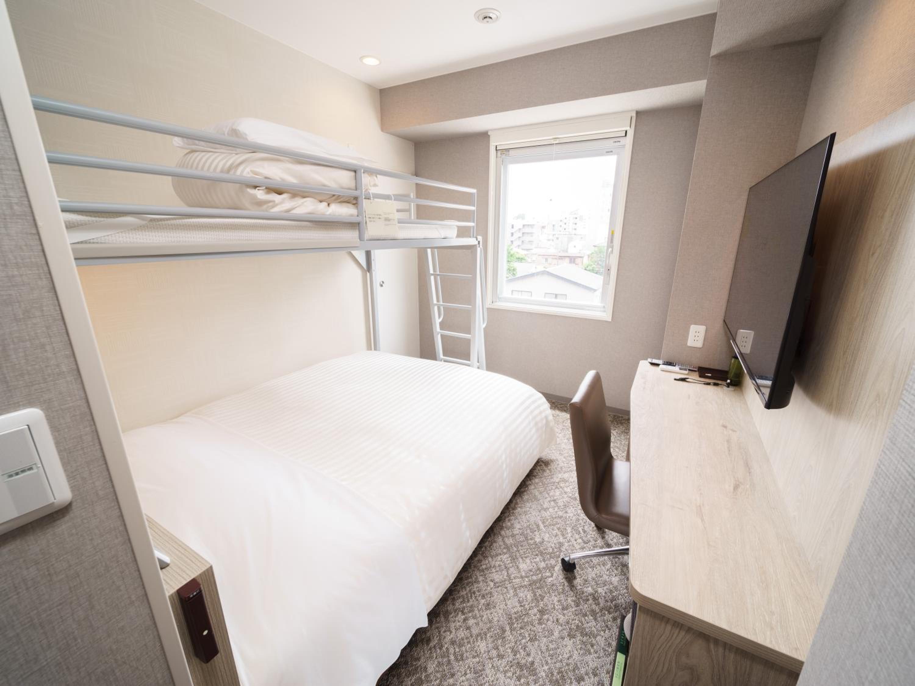 Economy Double Room photo 2
