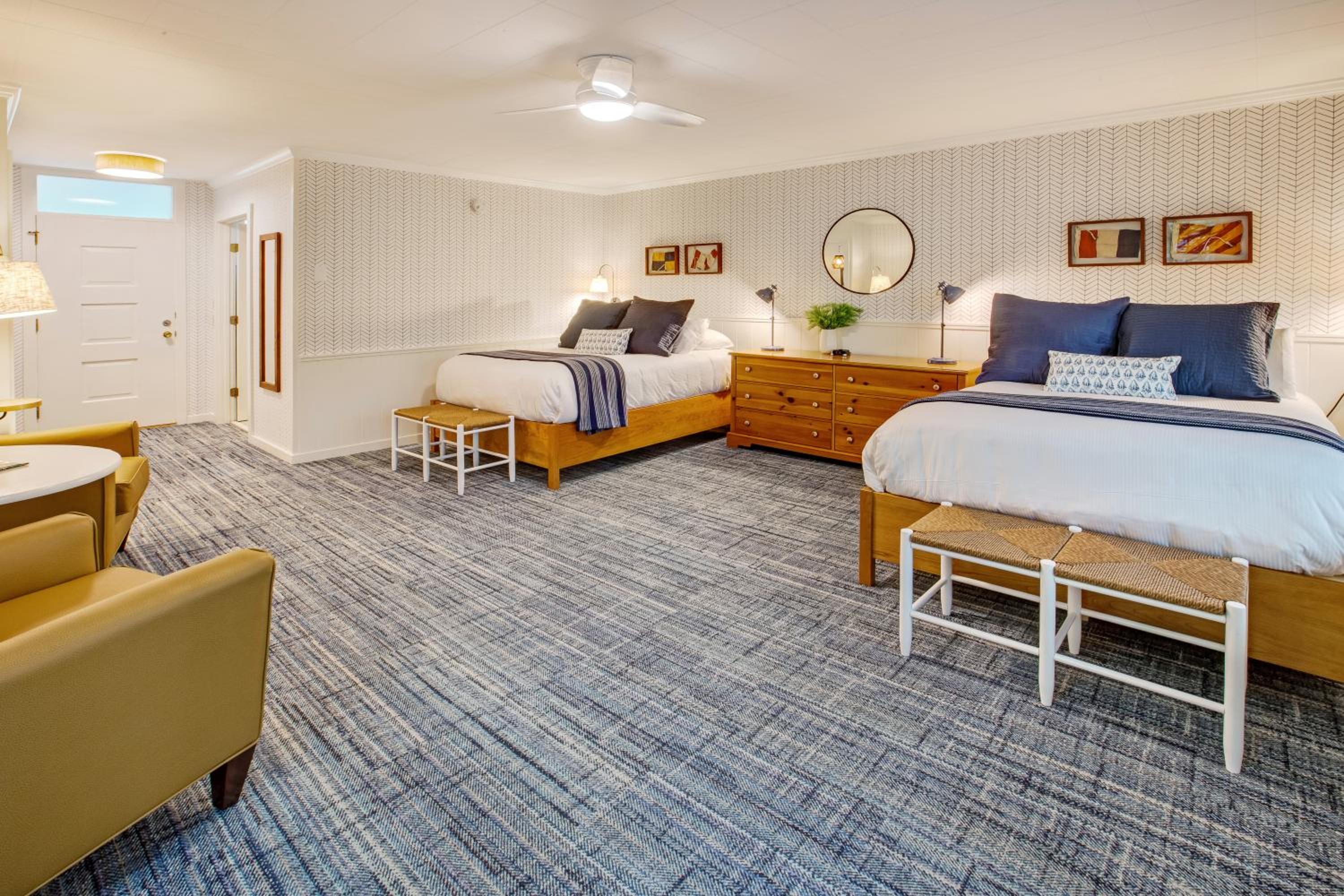 Deluxe Double Room with Extra Bed photo 1