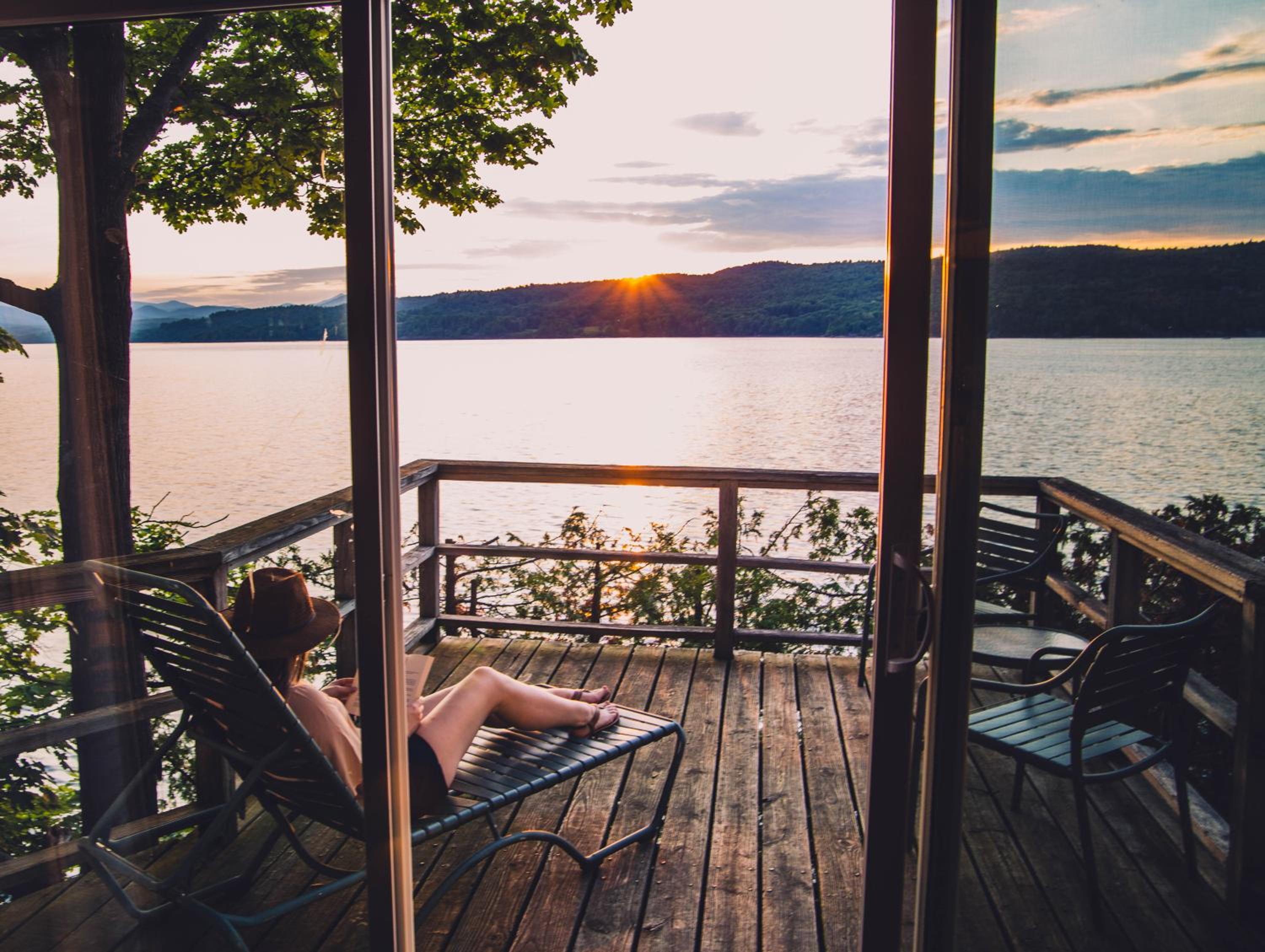 Apartment with Lake View photo 1