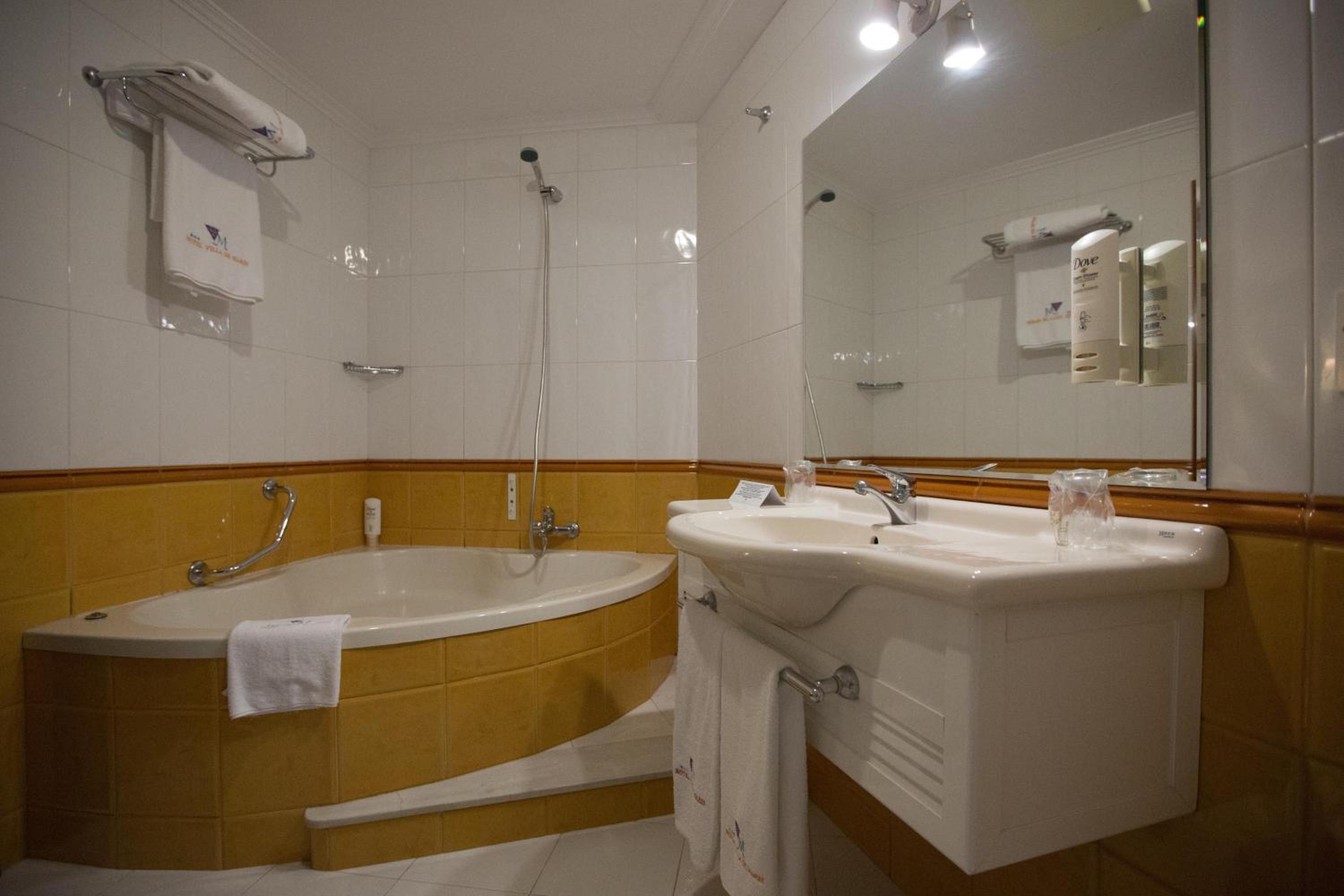 Superior Double Room - Photo 3
