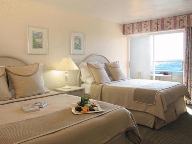 Bay View Two Queen Beds