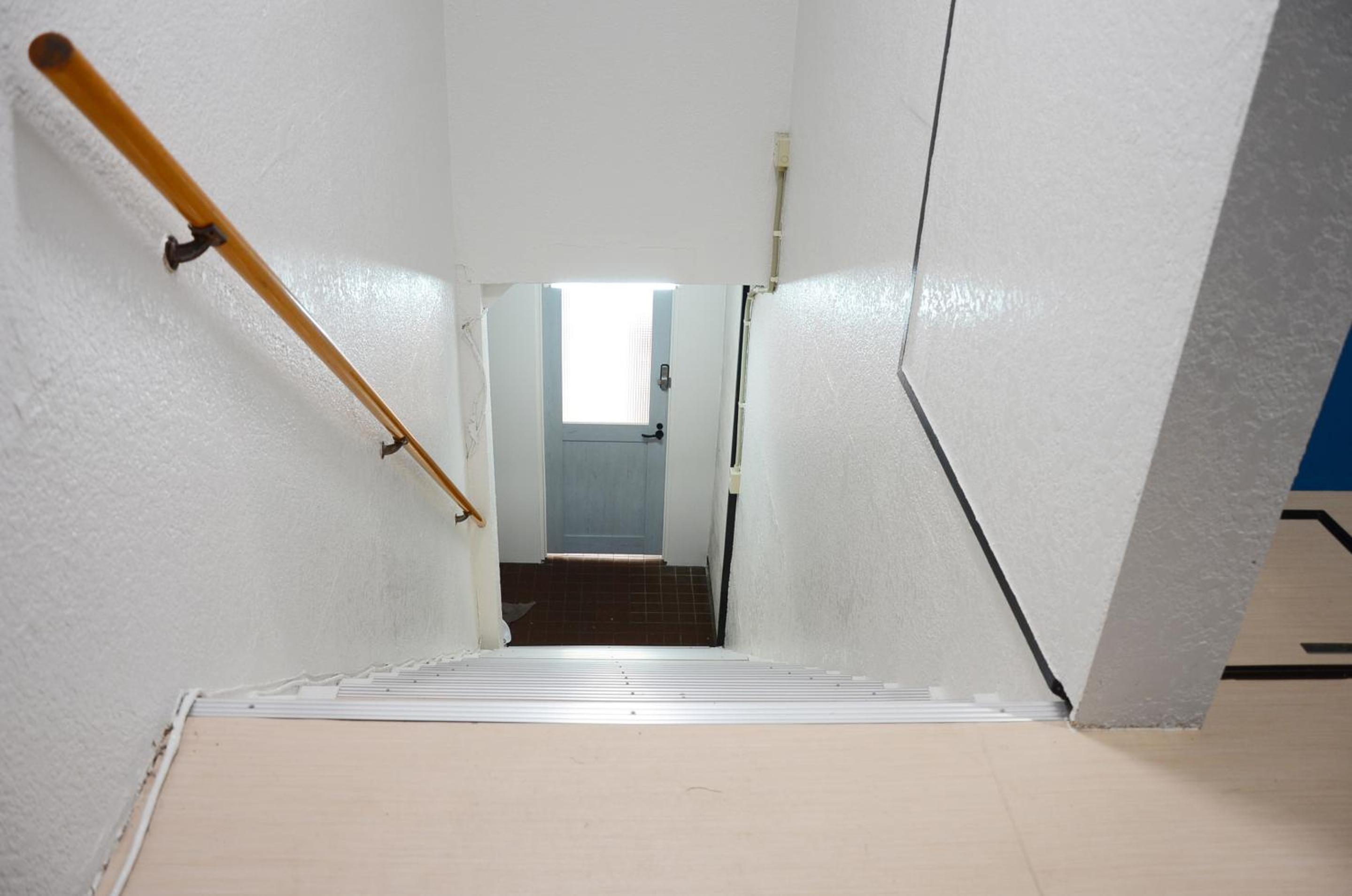Two-Bedroom Apartment - Photo 4