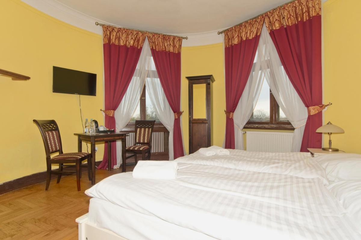Small Double Room photo 2