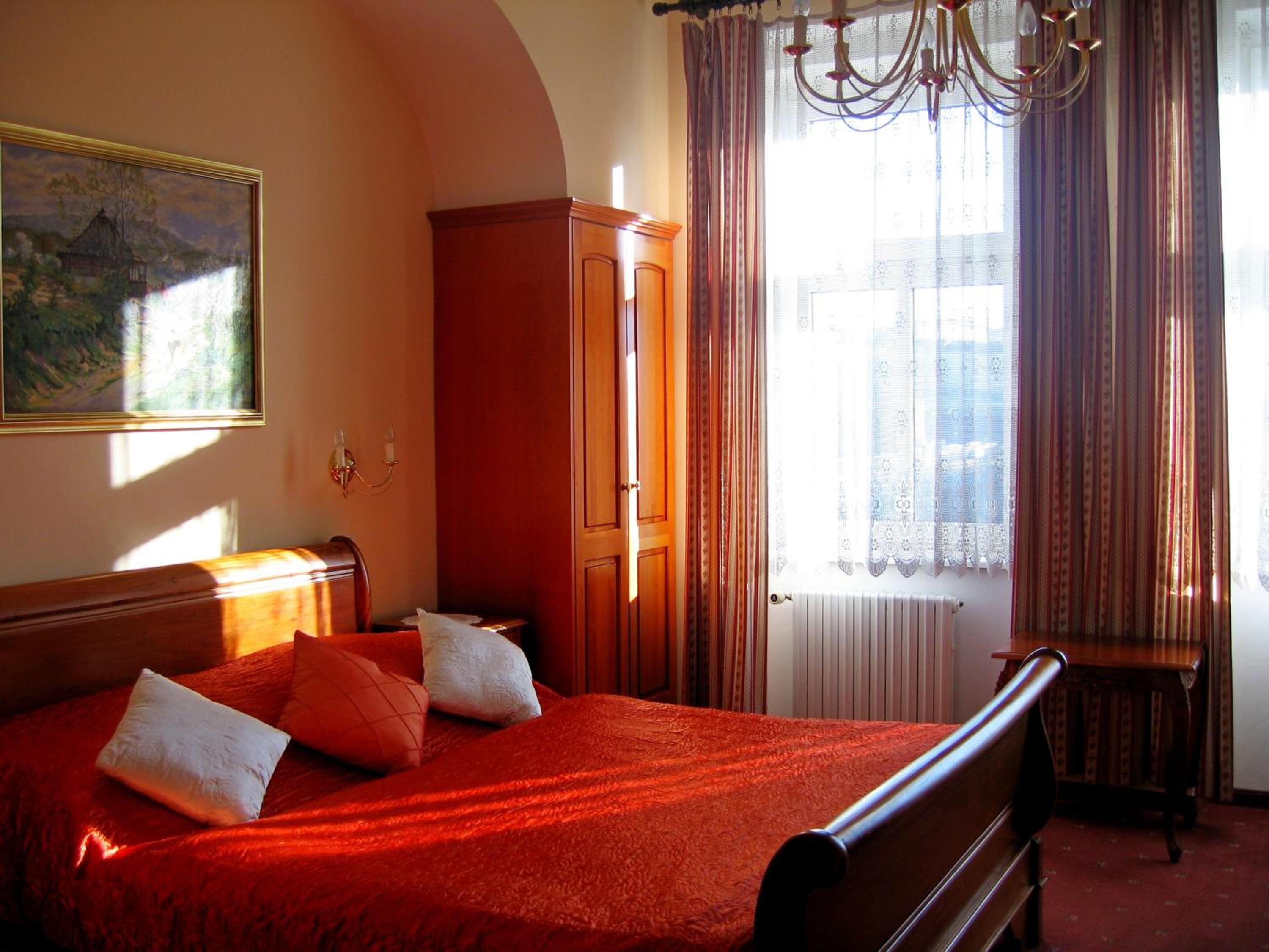 Available room