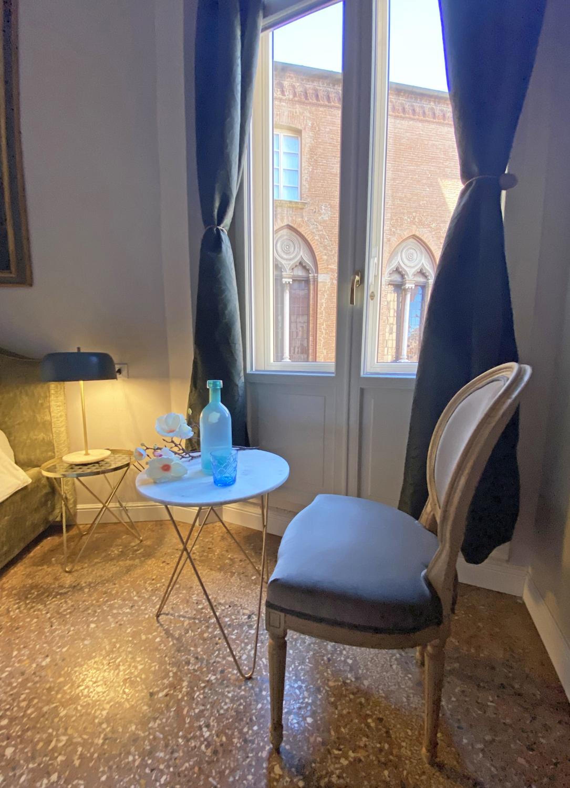 Double Room with Private External Bathroom
