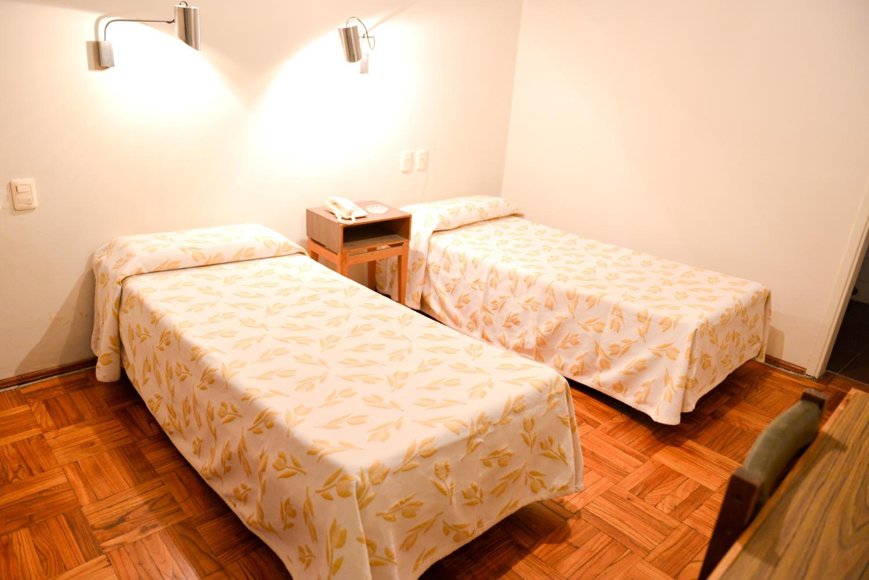 Economy Double or Twin Room photo 1