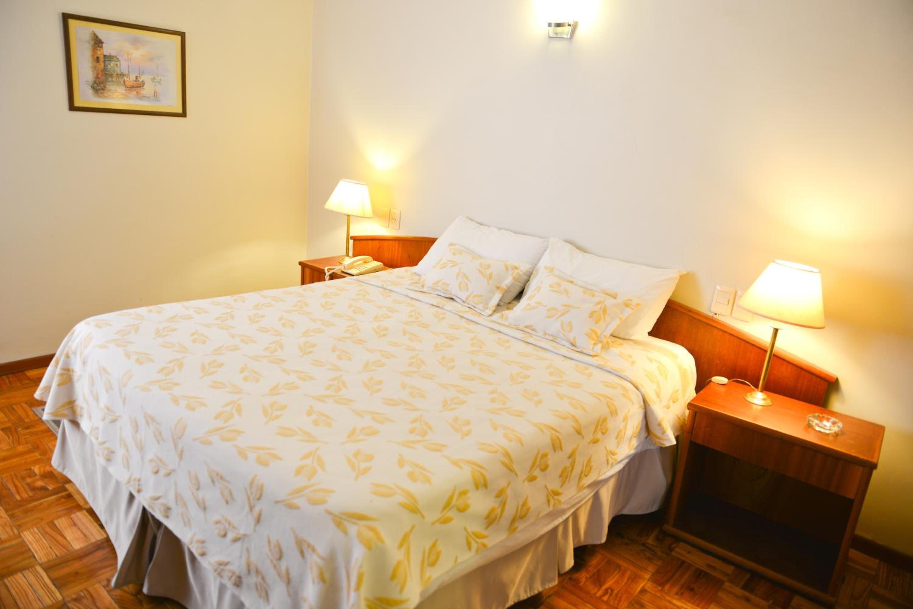Standard Double or Twin Room photo 1
