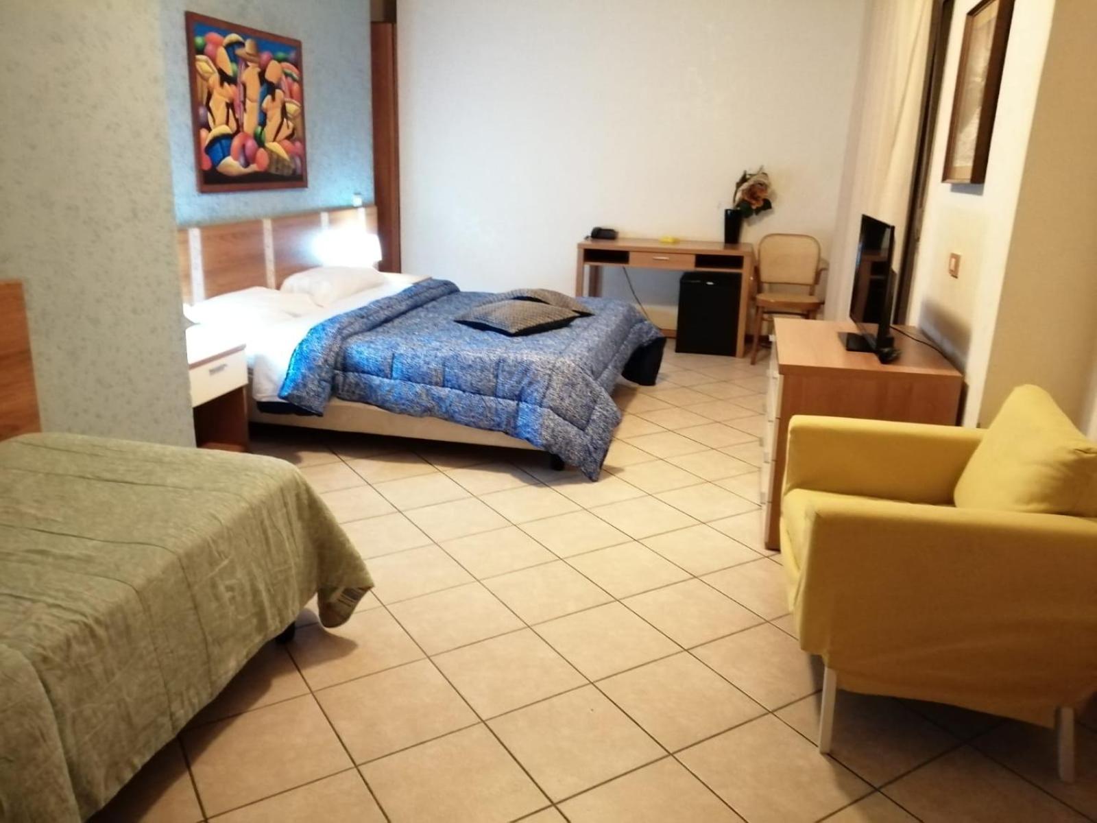 Basic Triple Room