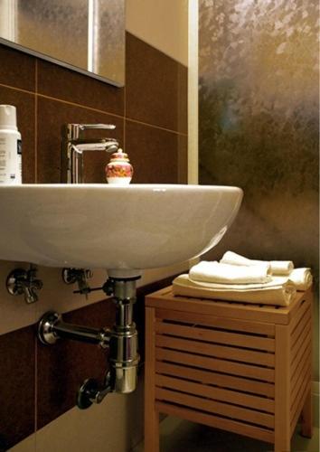Double Room - Photo 9