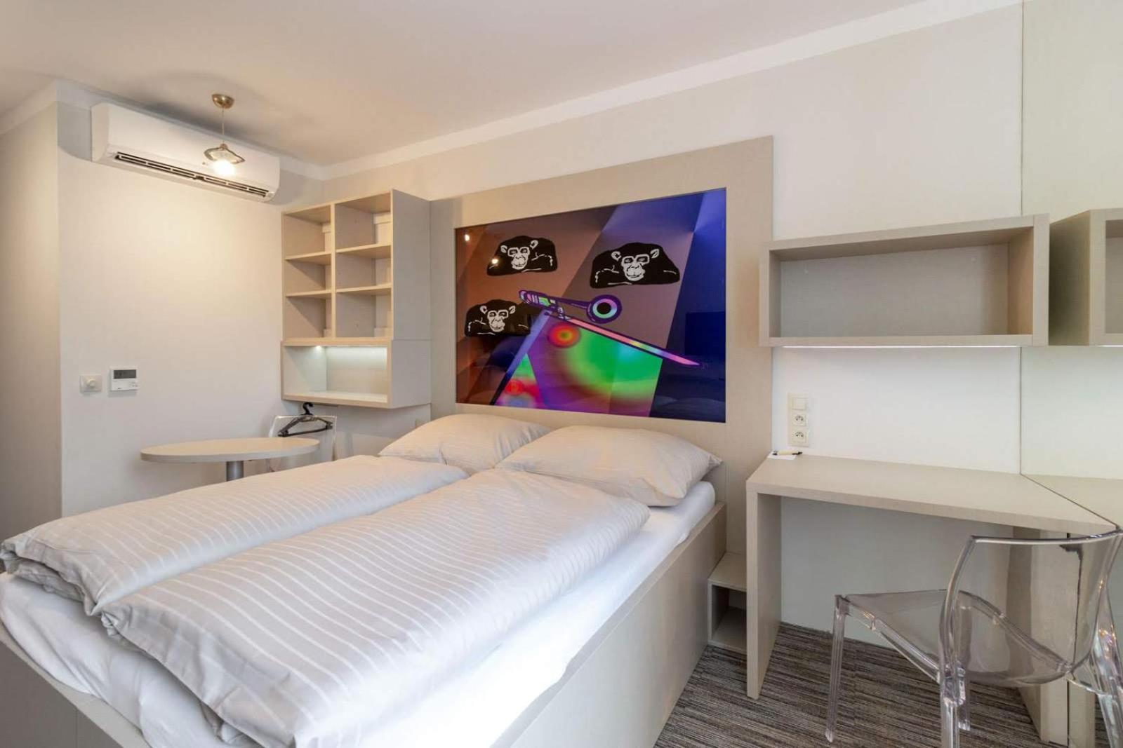 Standard Double or Twin Room photo 1