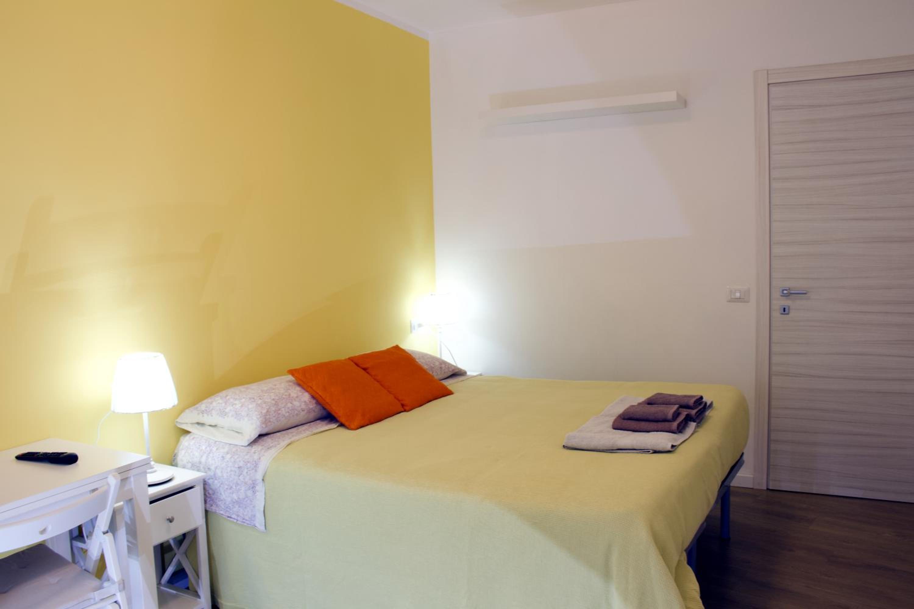 Quadruple Room with Private Bathroom - Photo 7