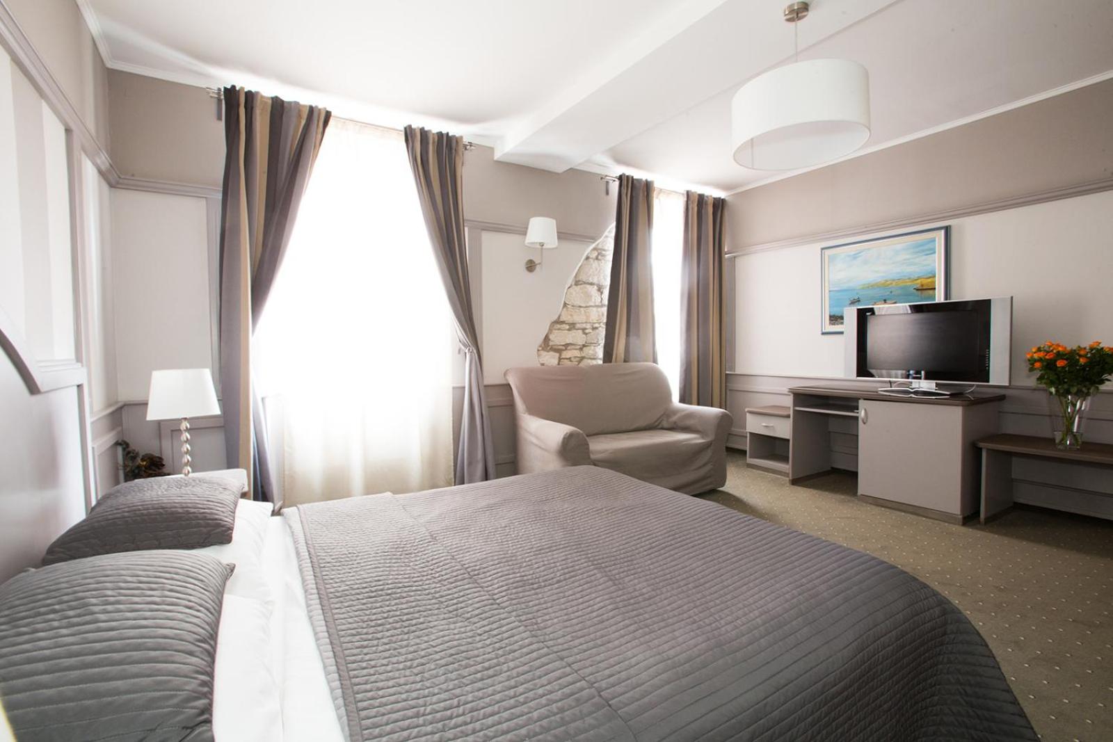 Deluxe Triple Room - Photo 4