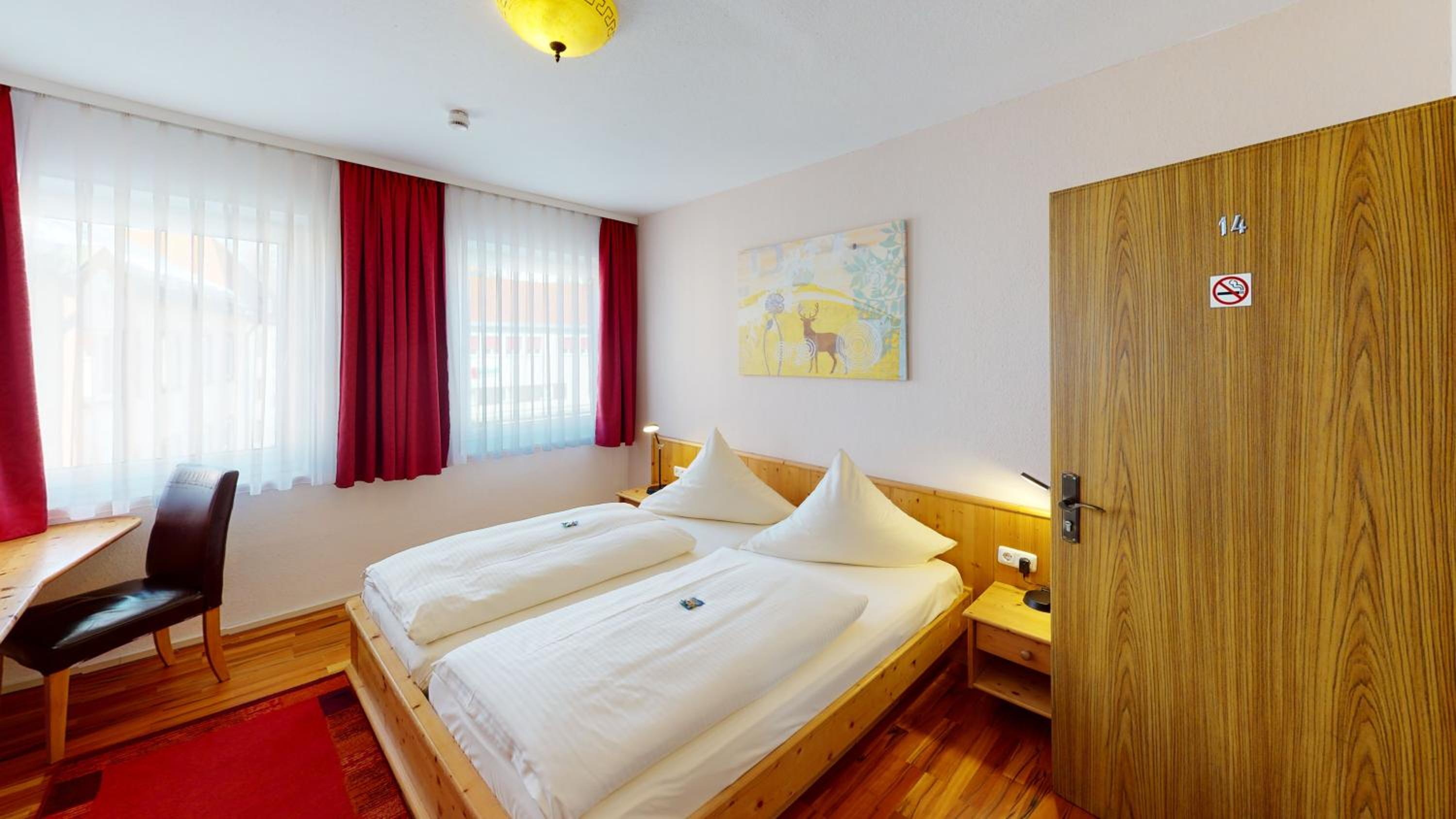 Small Double Room - Photo 3
