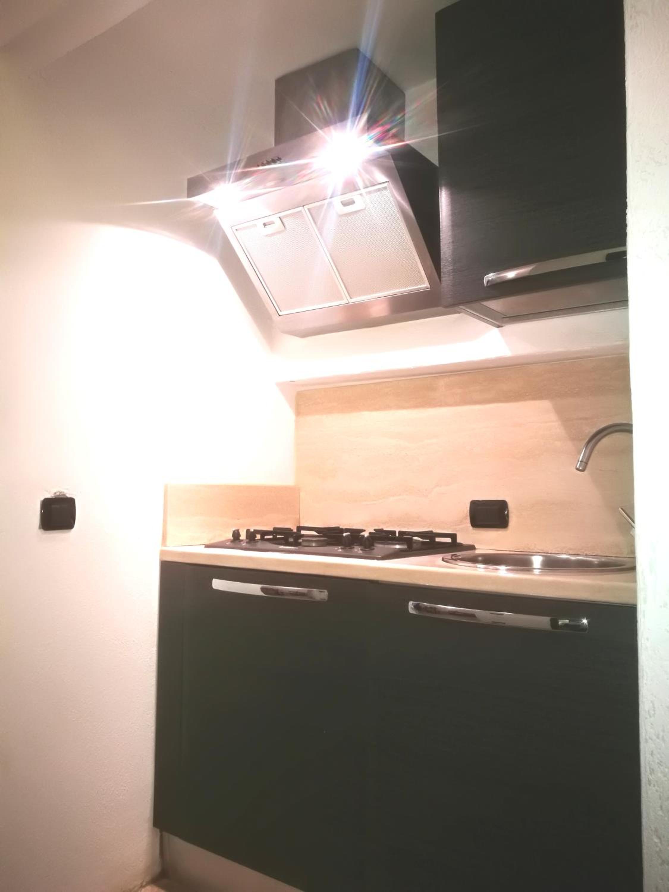 Apartment with Sea View - Photo 9