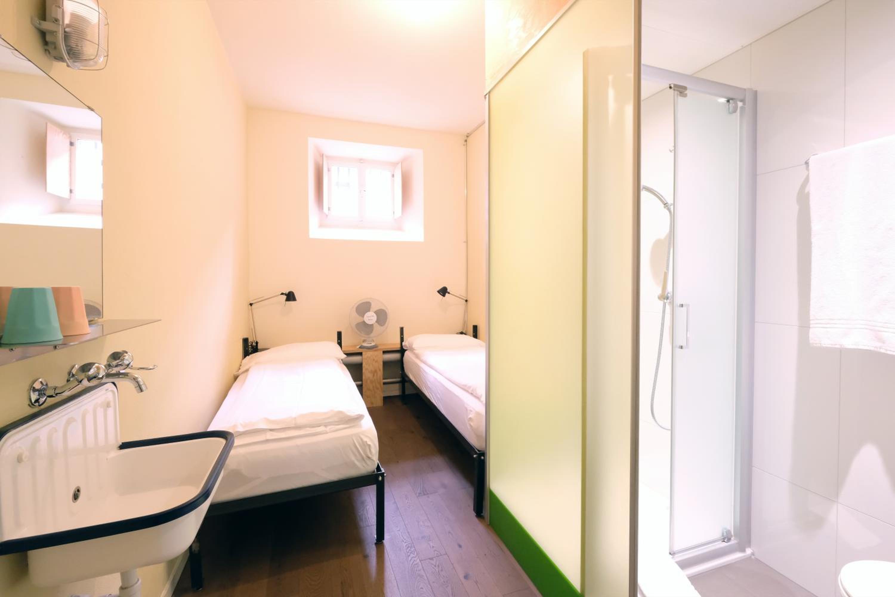 Standard Double or Twin Room - Photo 1