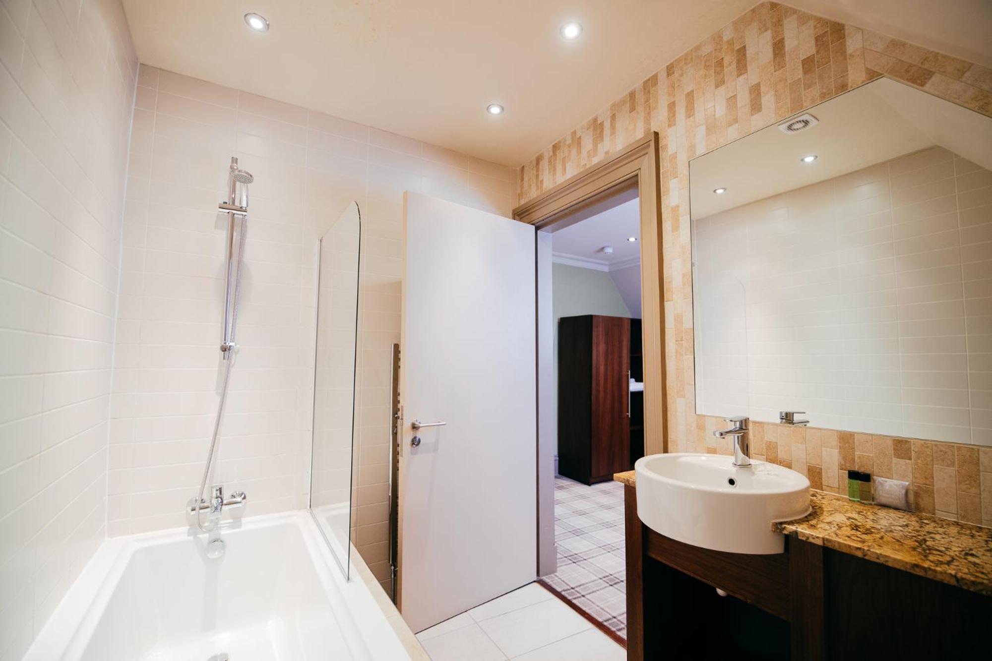 Executive Double Room photo 3
