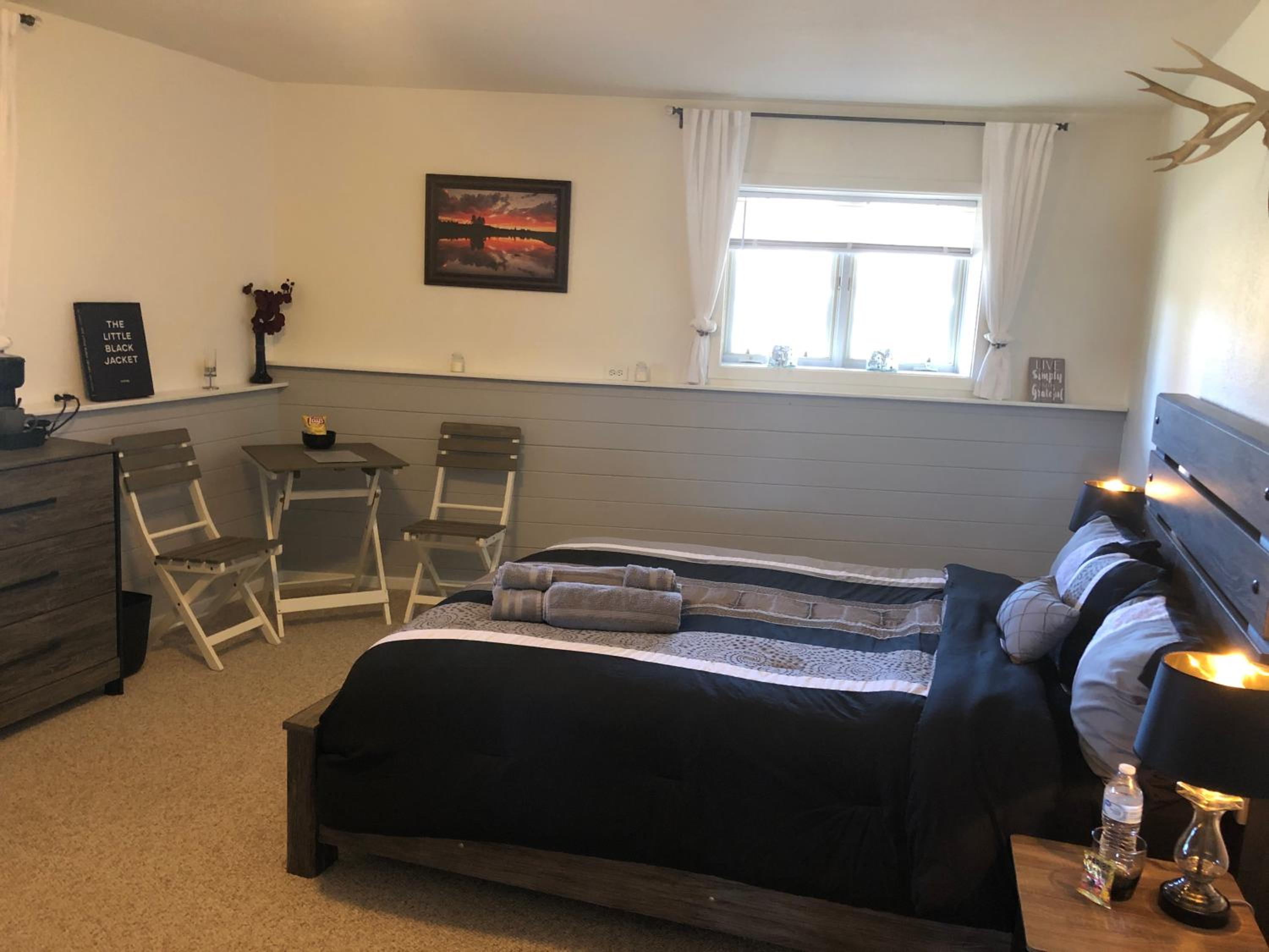 Queen Suite photo 2