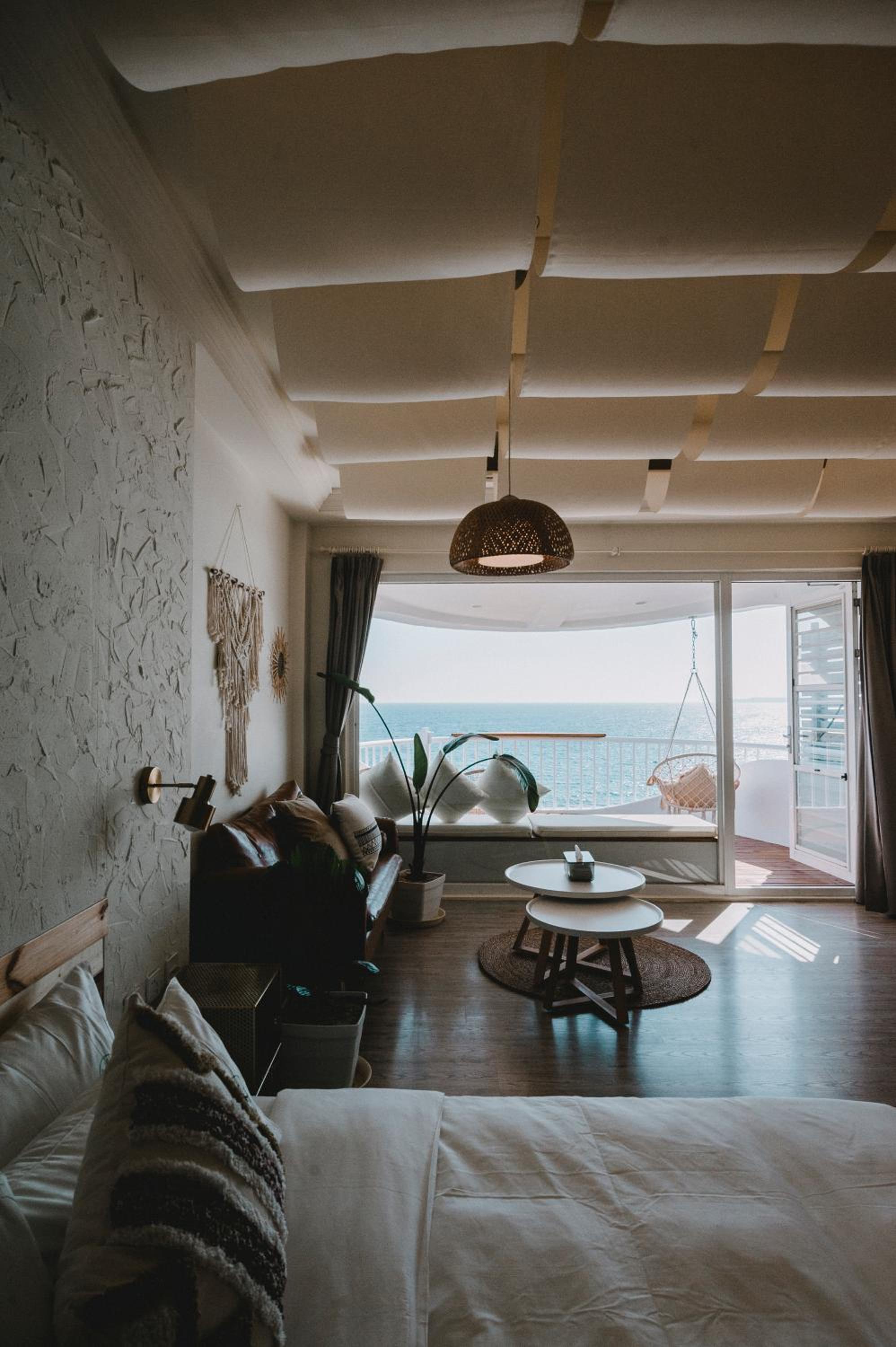 Deluxe Double Room with Balcony and Sea View - Photo 7