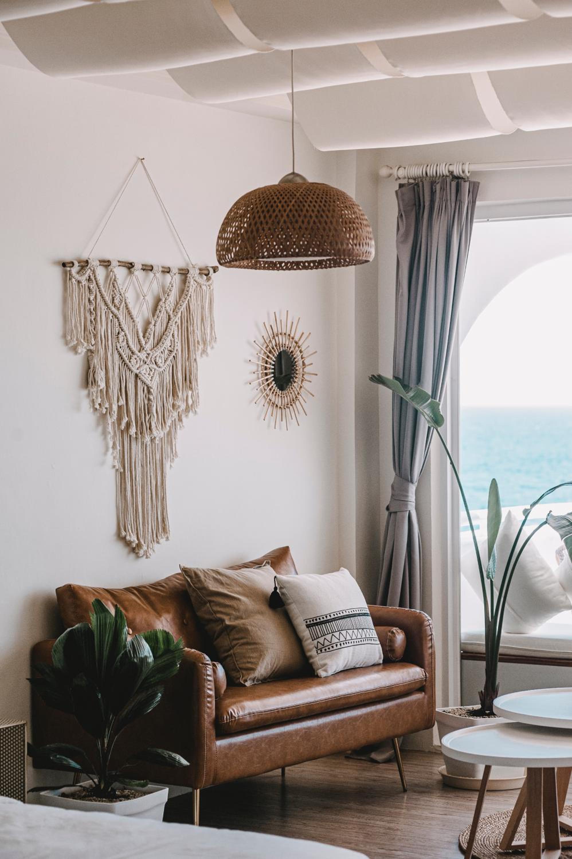 Deluxe Double Room with Balcony and Sea View - Photo 13