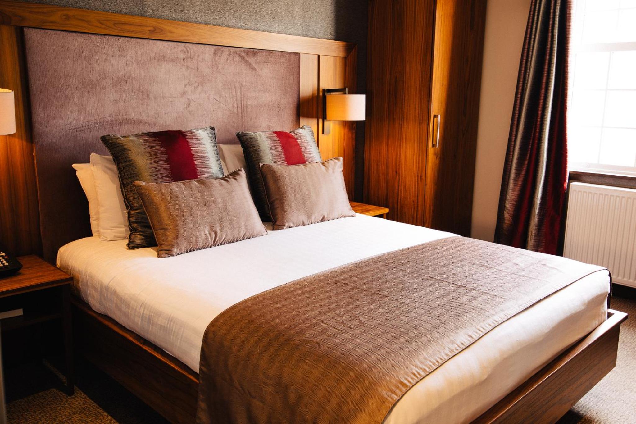 Double Room - Photo 7